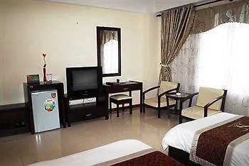 Truong Son Tung 1 - Beautiful Beach Hotel Da Nang