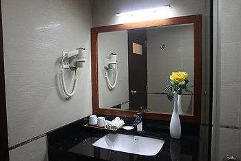 Truong Son Tung 1 - Beautiful Beach Hotel Da Nang
