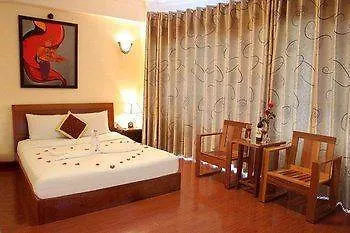 Truong Son Tung 1 - Beautiful Beach Hotel Da Nang