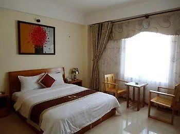 Truong Son Tung 1 - Beautiful Beach Hotel Da Nang