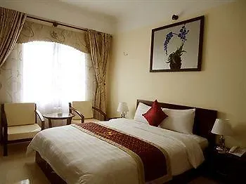 Truong Son Tung 1 - Beautiful Beach Hotel Da Nang
