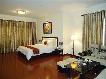 Truong Son Tung 1 - Beautiful Beach Hotel Da Nang 3*,