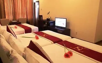 ***  Truong Son Tung 1 - Beautiful Beach Hotel Da Nang Vietnam