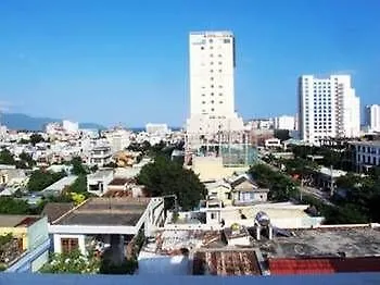 Truong Son Tung 1 - Beautiful Beach Hotel Da Nang