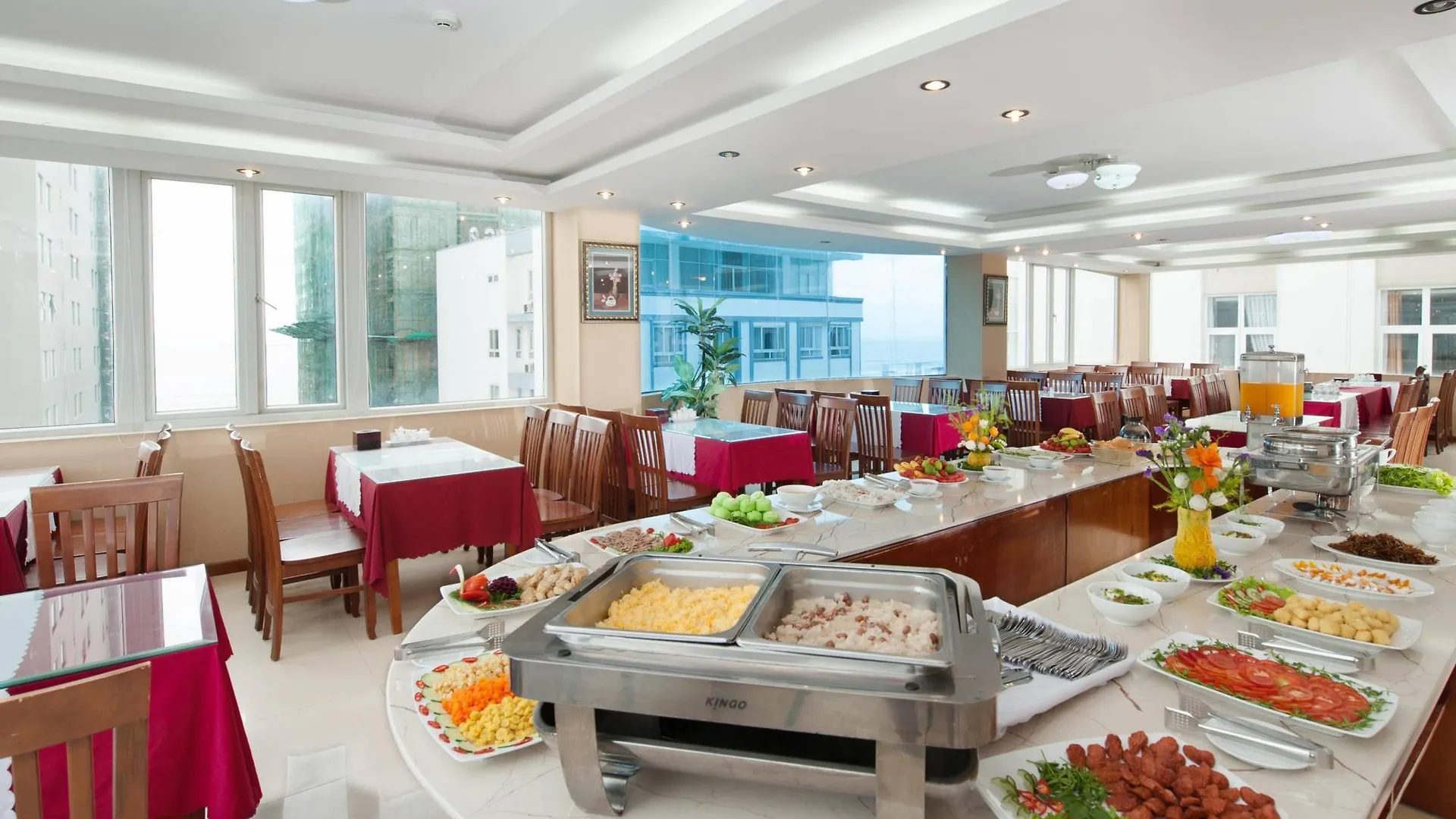 Truong Son Tung 1 - Beautiful Beach Hotel Da Nang 3*,